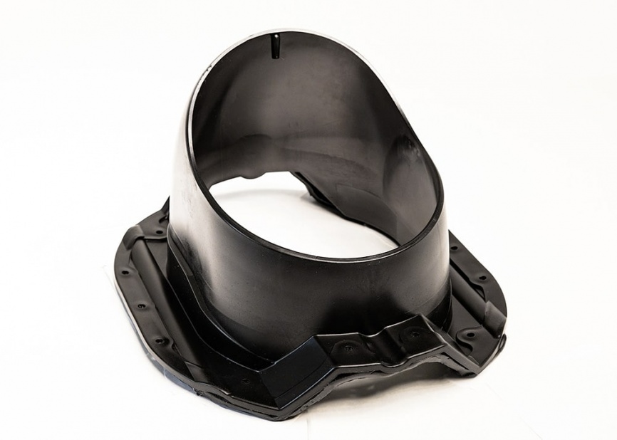 Проходной элемент "Мастер Флеш" для кровли из профиля 35 RAL 9005 чёрный фото 1